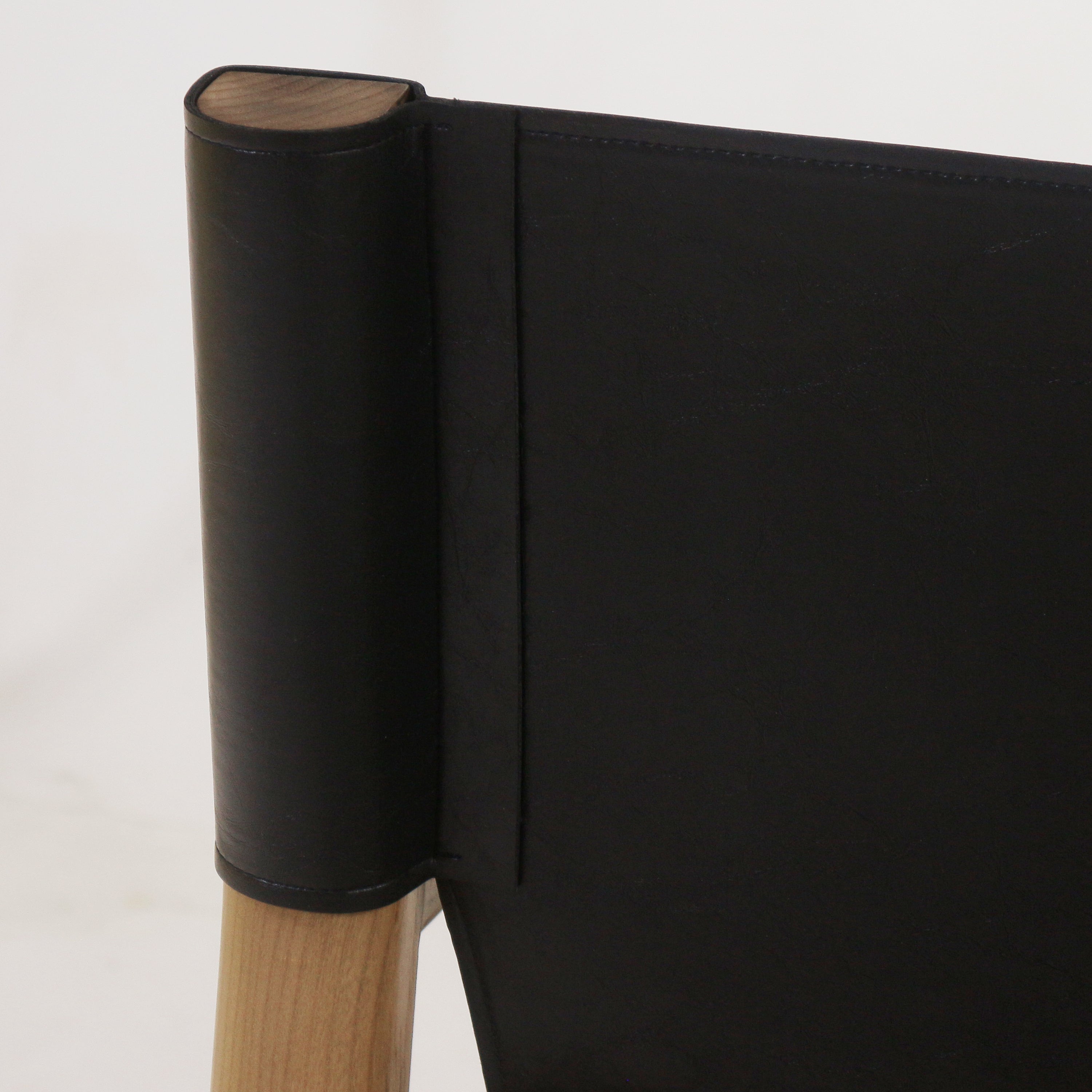 Toronto Leather & Teak Lounge Chair Teak