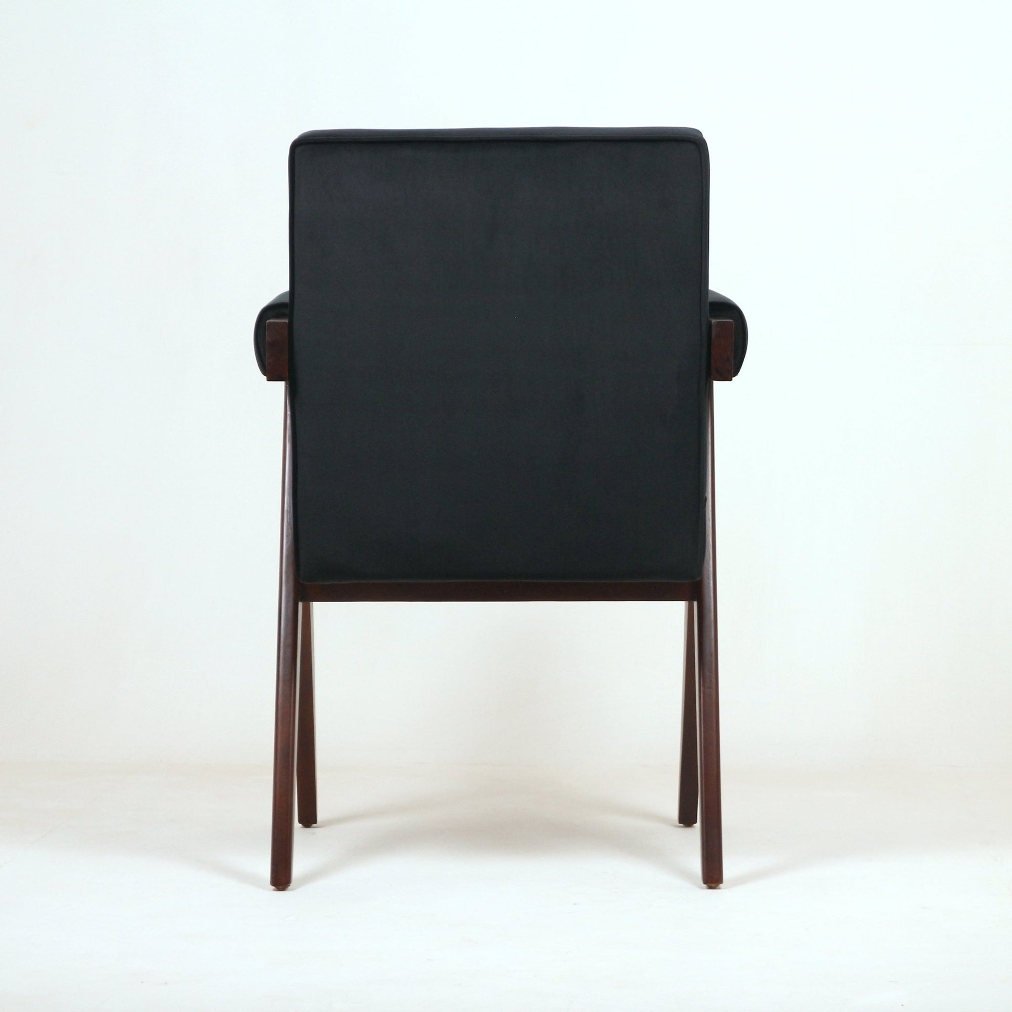 Jeanneret Committee Chair - INTERIORTONIC