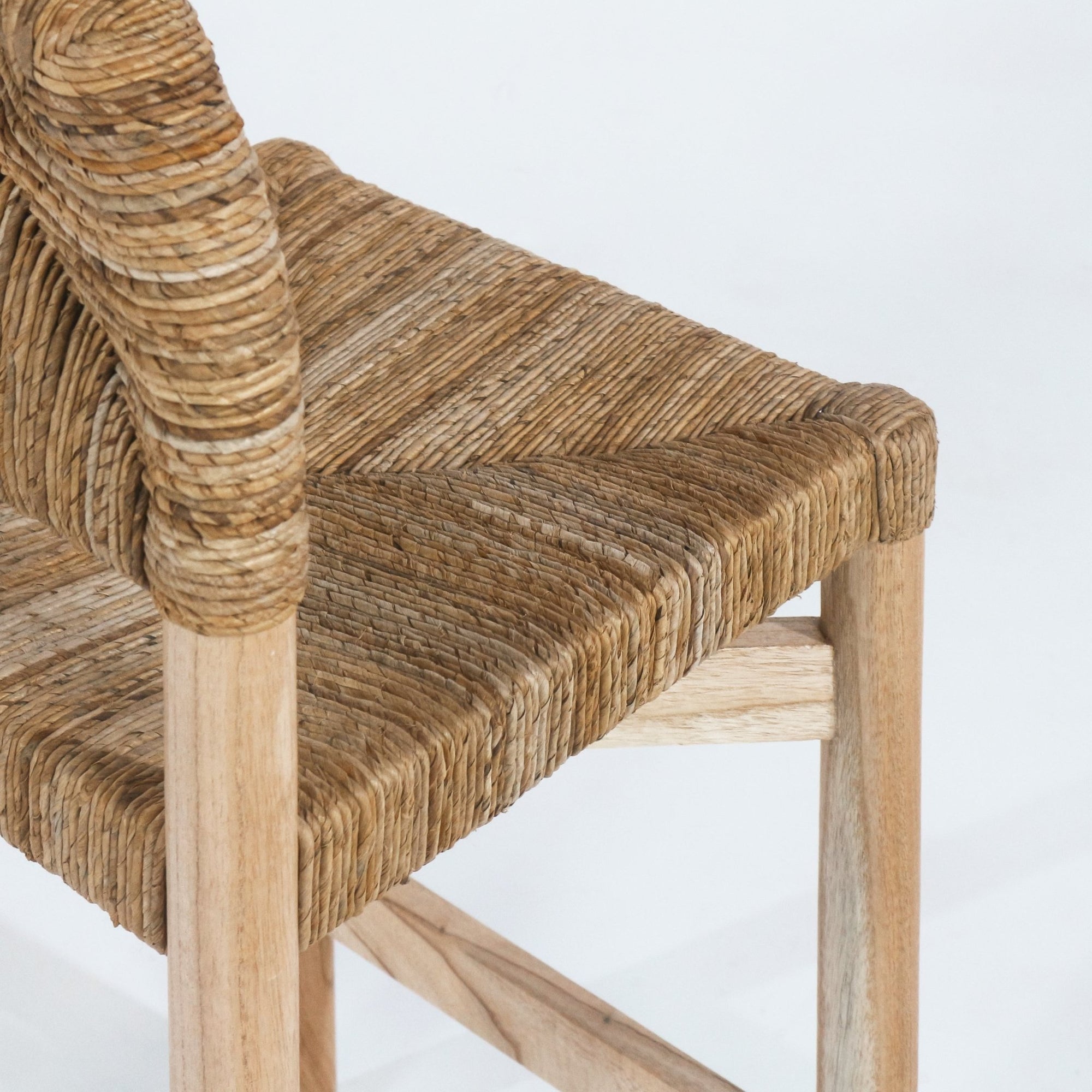 Sarande Counter Stool In Teak And Seagrass - INTERIORTONIC