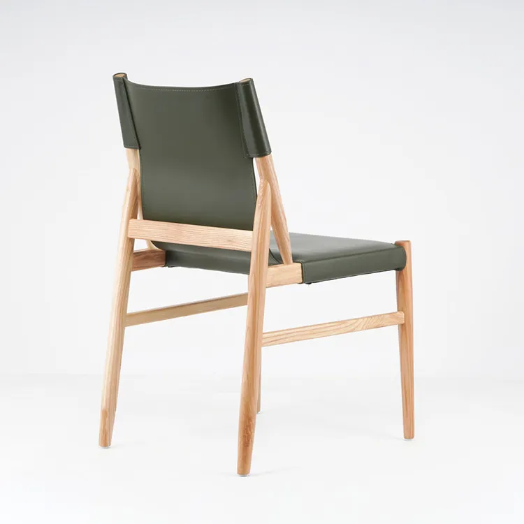 Chaise d'appoint sans bras en cuir et frêne - INTERIORTONIC