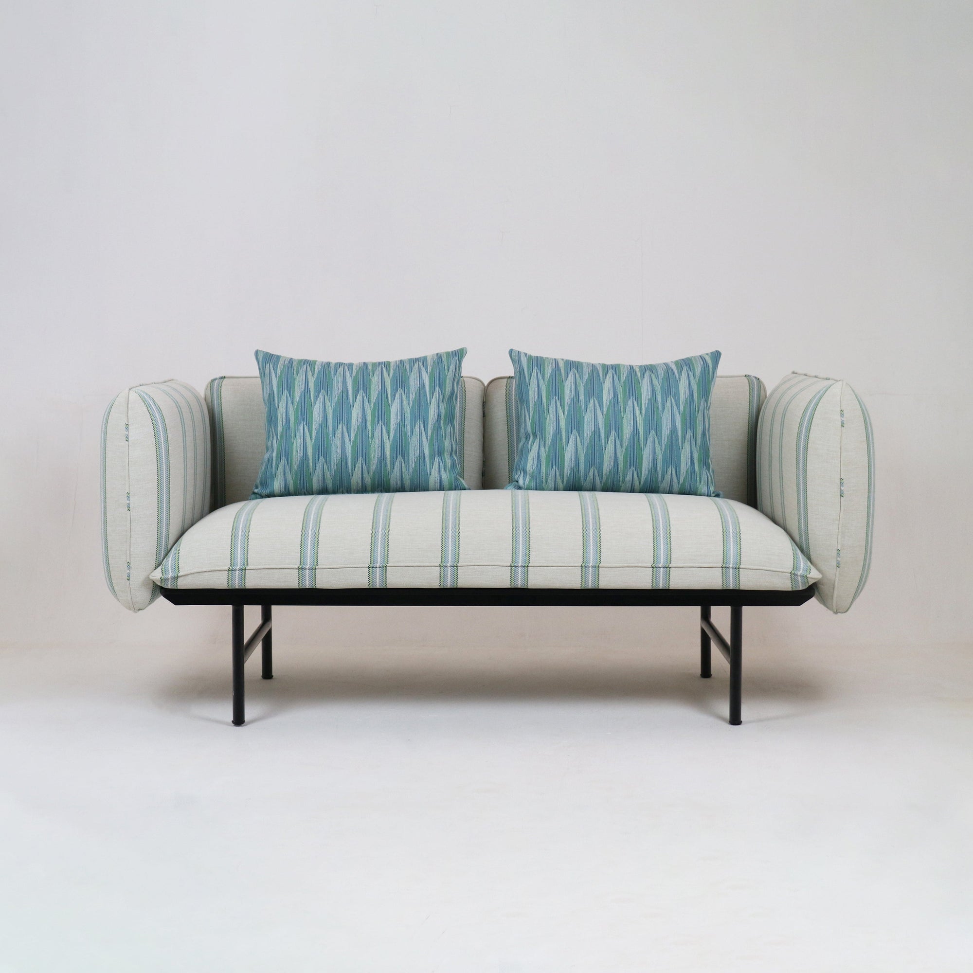 Outdoor Sectional Sofa with Schumacher Fabric - INTERIORTONIC