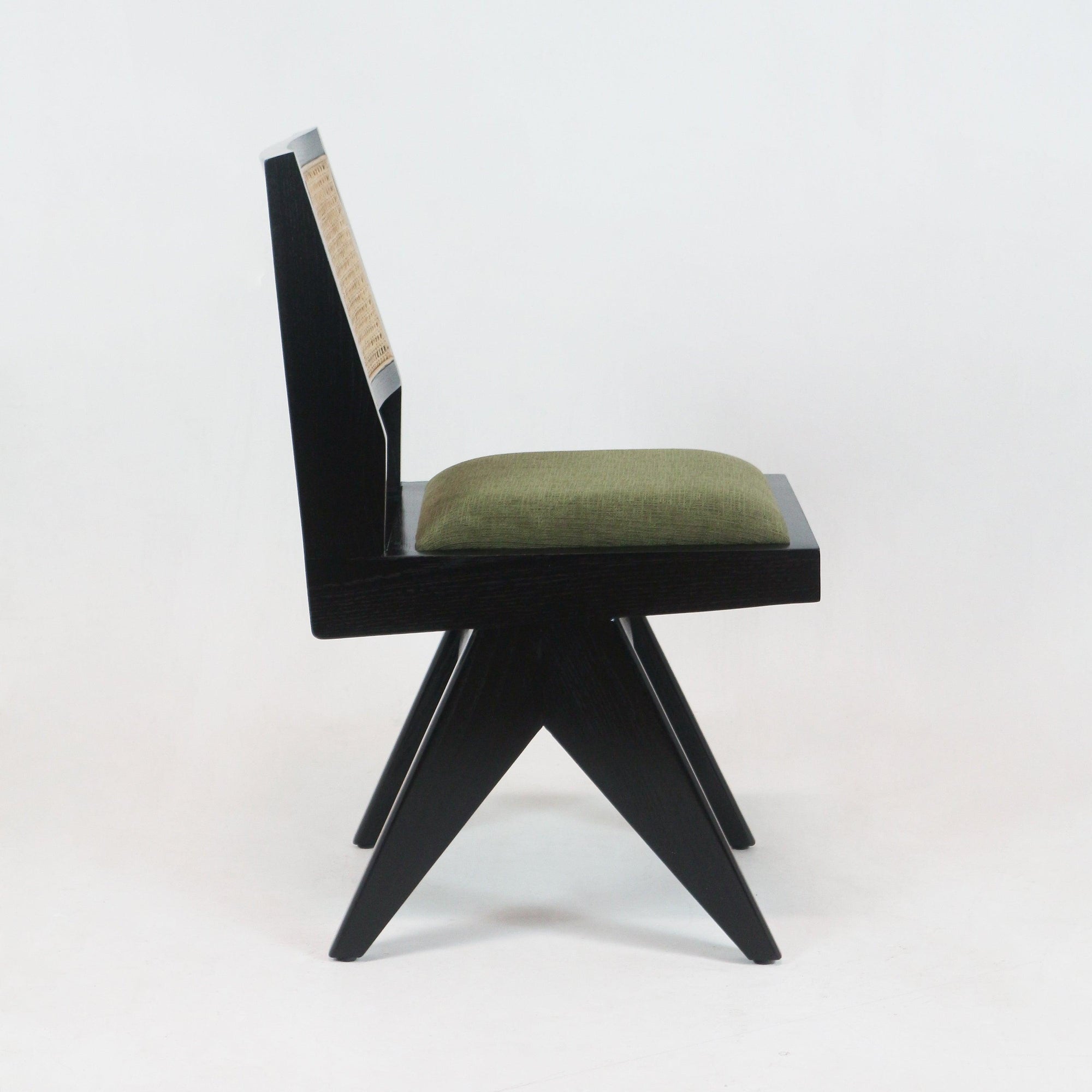 Polsterstuhl Jeanneret Armless Side Chair Massiv Esche - INTERIORTONIC