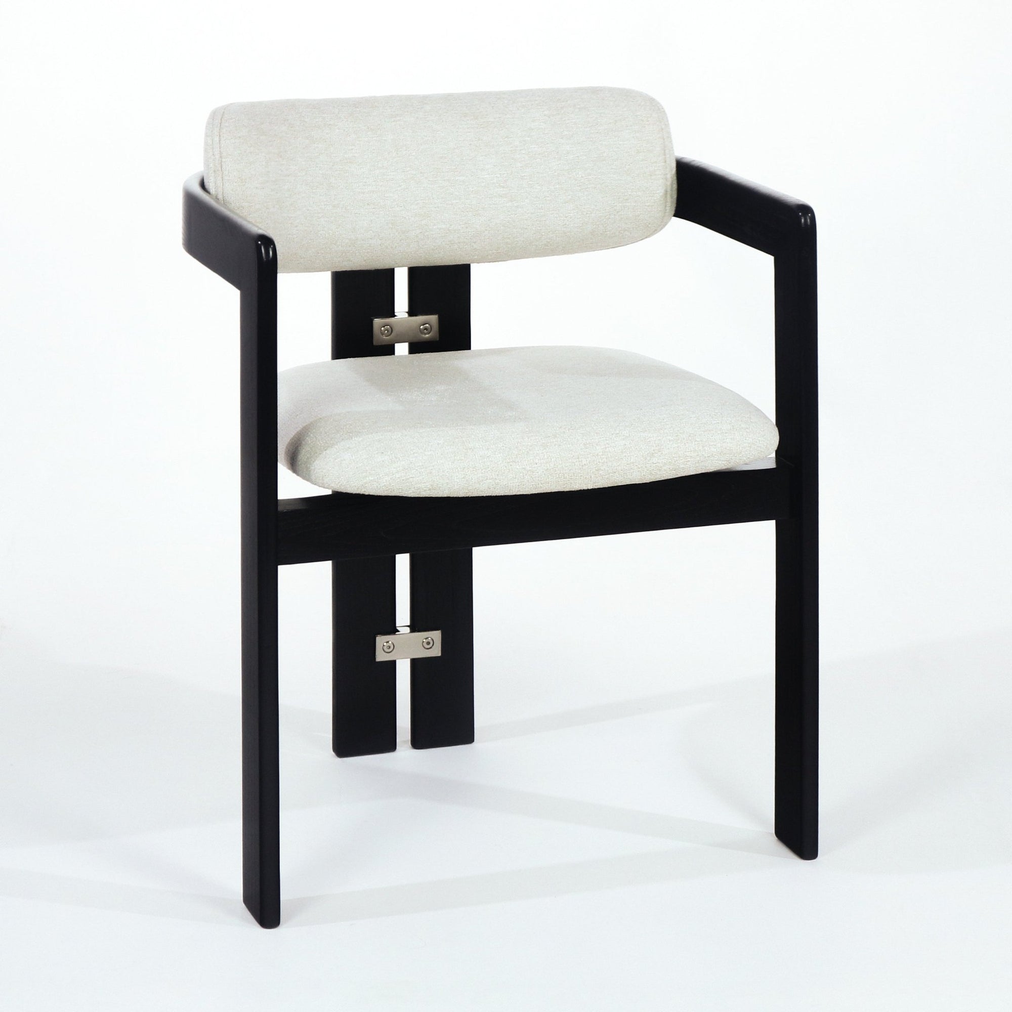 Silla de Comedor Pamplona Negra con Boucle Beige y Detalles de Acero Inoxidable - INTERIORTONIC