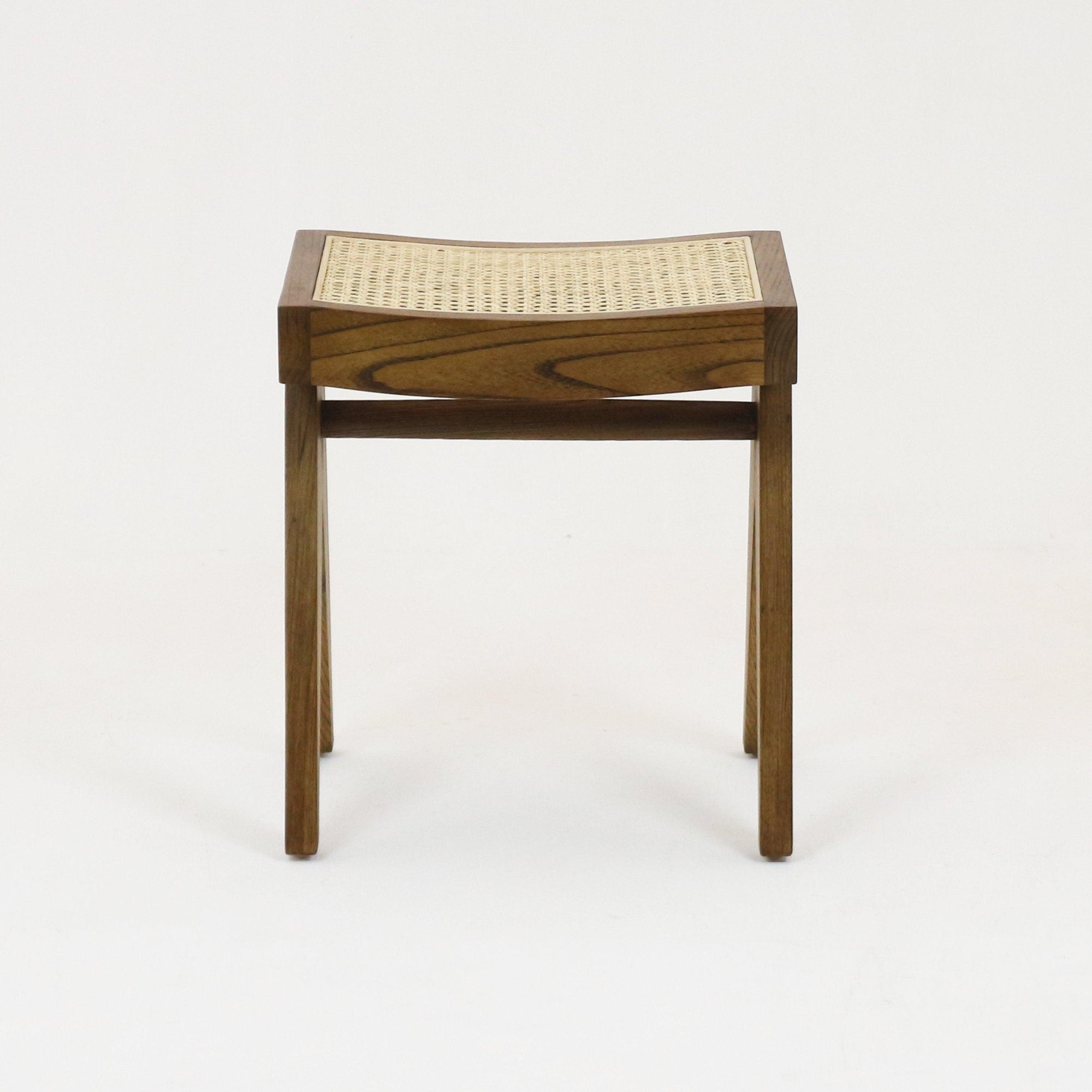 Pierre Jeanneret Taburete de pie - INTERIORTONIC