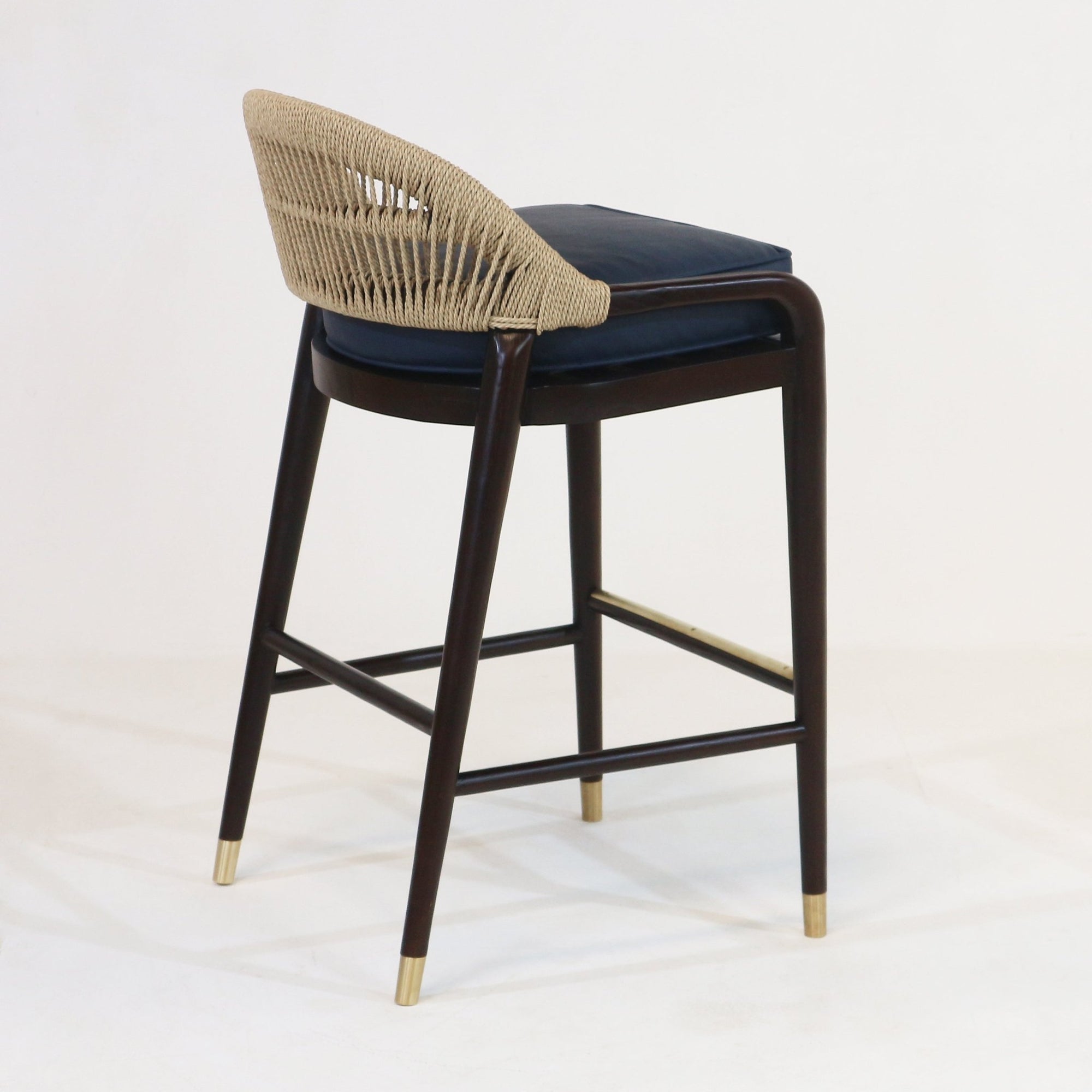 Tabouret de bar en cuir bleu avec dossier et rembourrage en teck - INTERIORTONIC