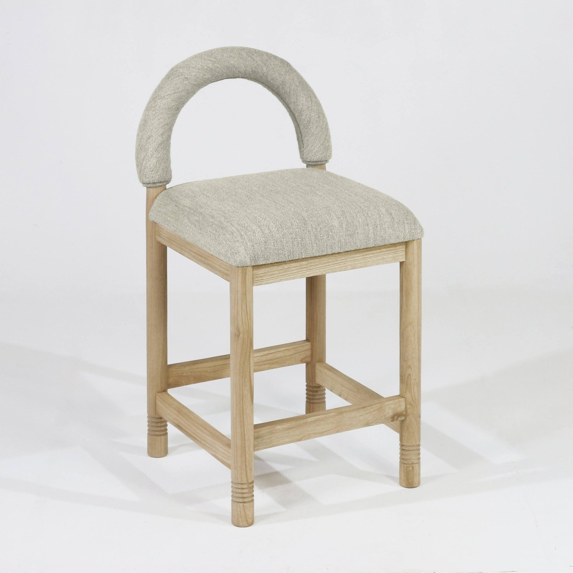 Tabouret de bar et de comptoir Heidi en chêne et bouclé - INTERIORTONIC