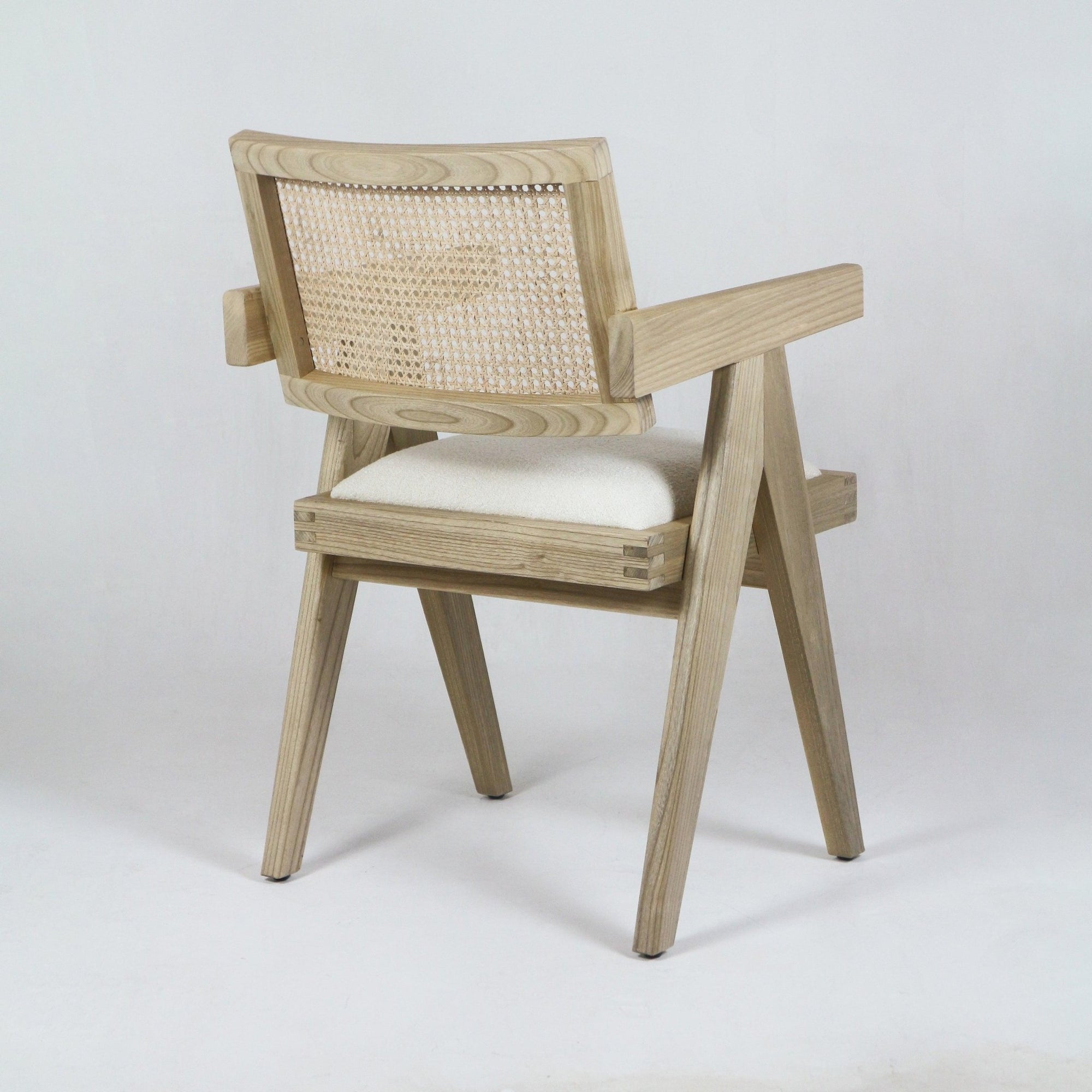 Chaise de salle à manger ou de bureau tapissée Jeanneret - INTERIORTONIC