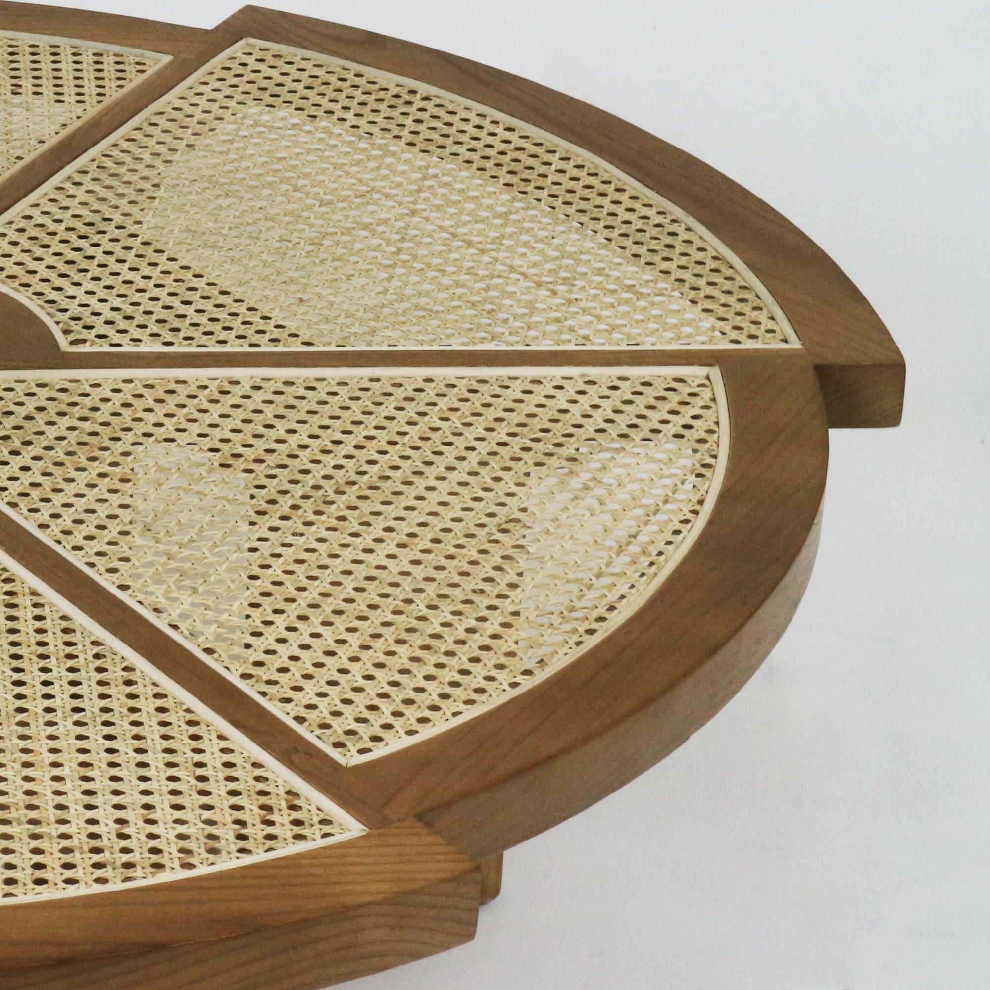 Table basse Rio en bois et canne Grande - INTERIORTONIC