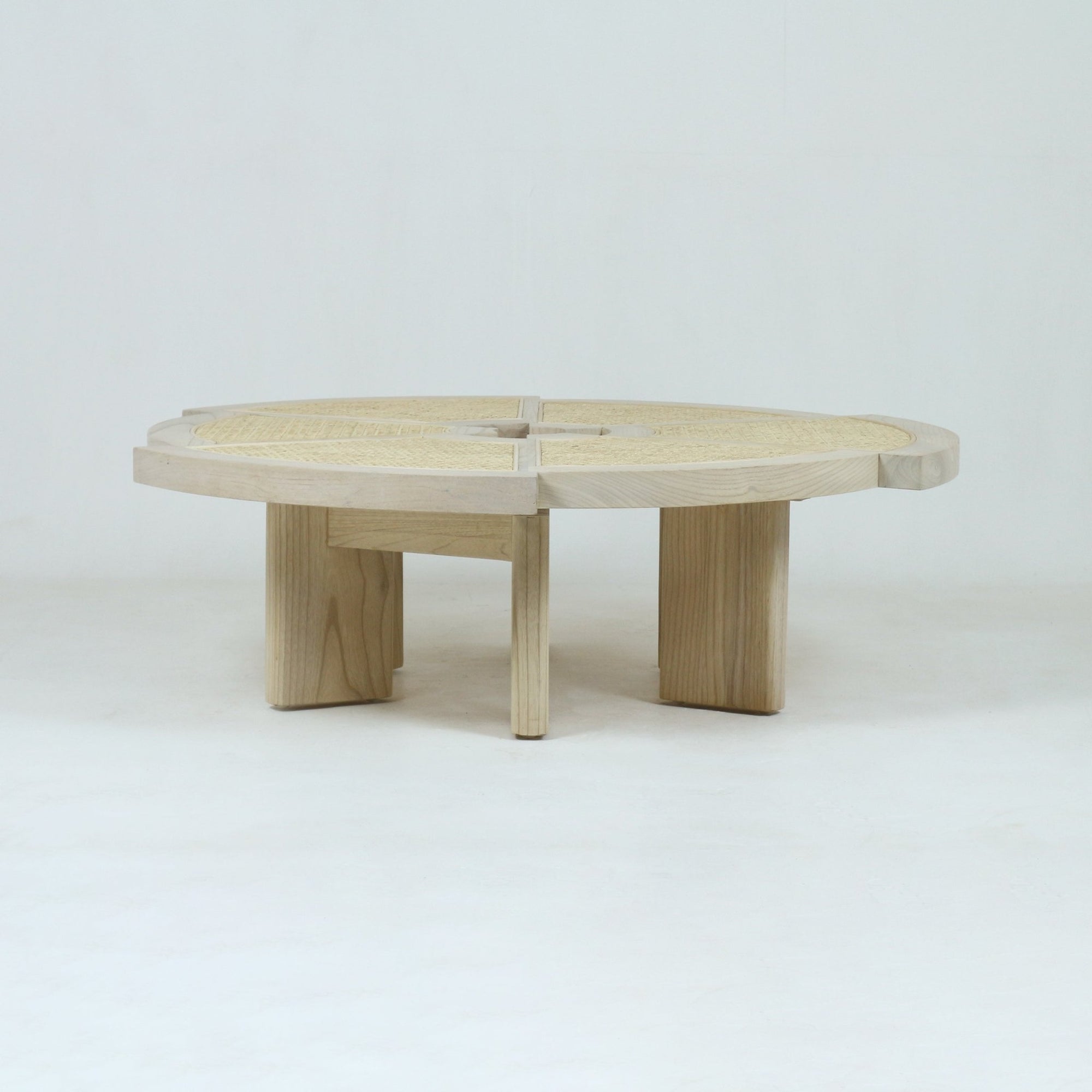 Table basse Rio en bois et canne Grande - INTERIORTONIC