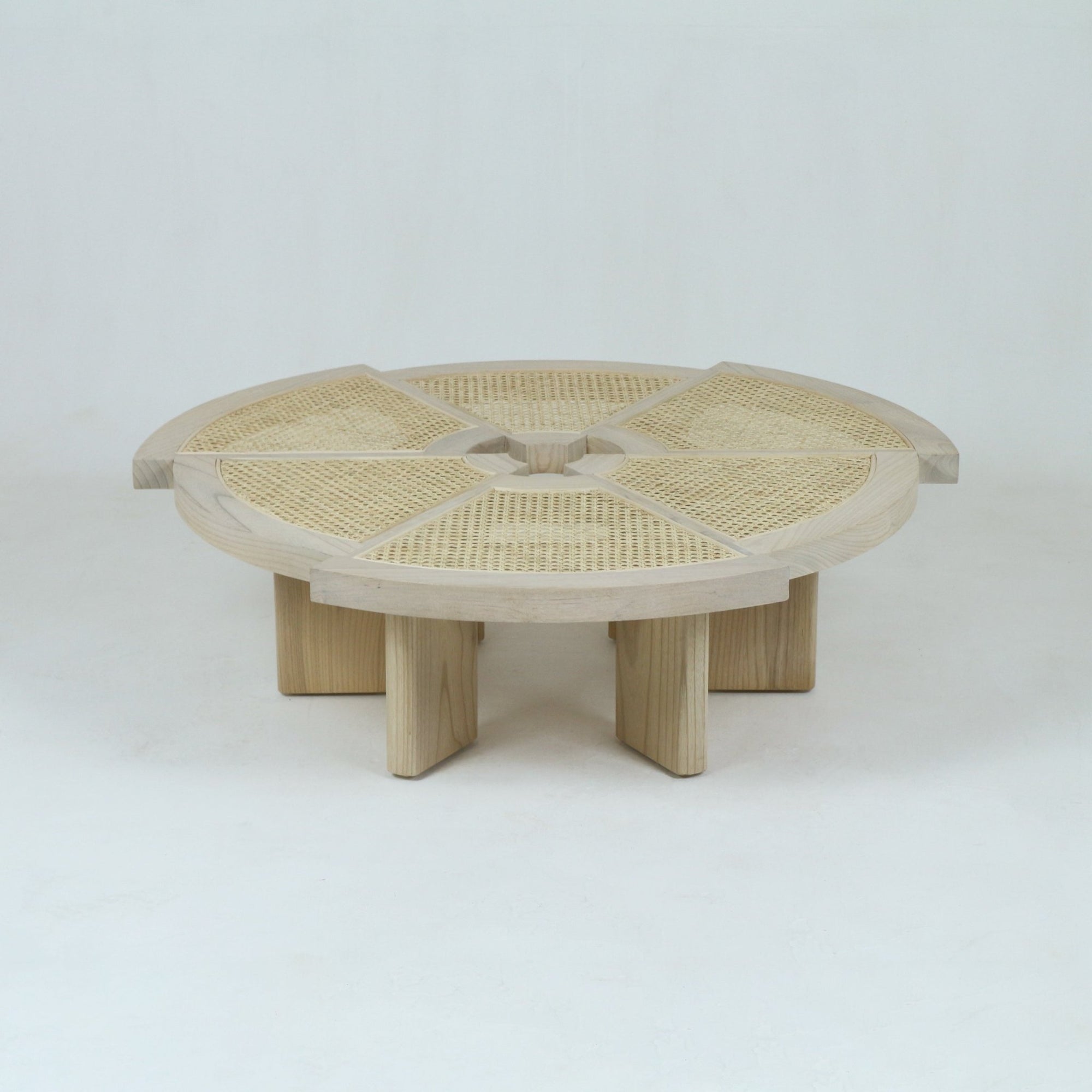 Table basse Rio en bois et canne Grande - INTERIORTONIC