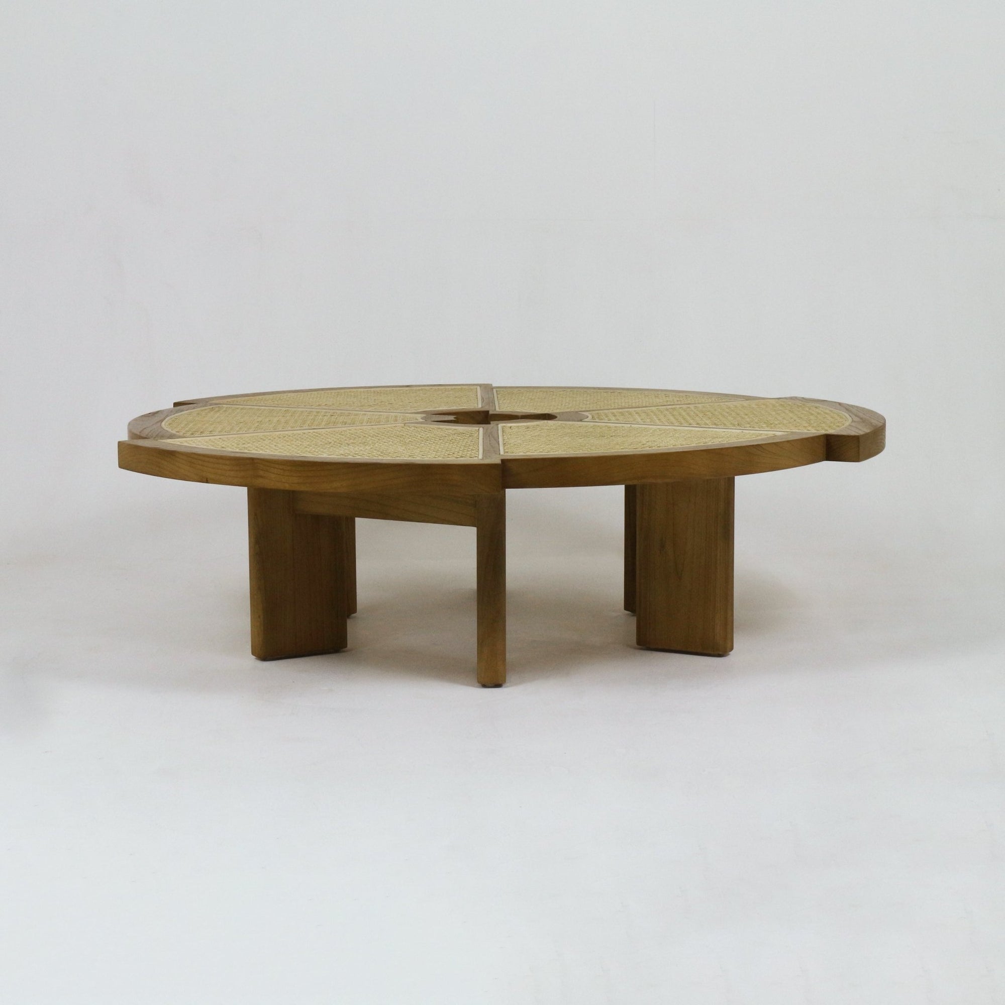 Table basse Rio en bois et canne Grande - INTERIORTONIC