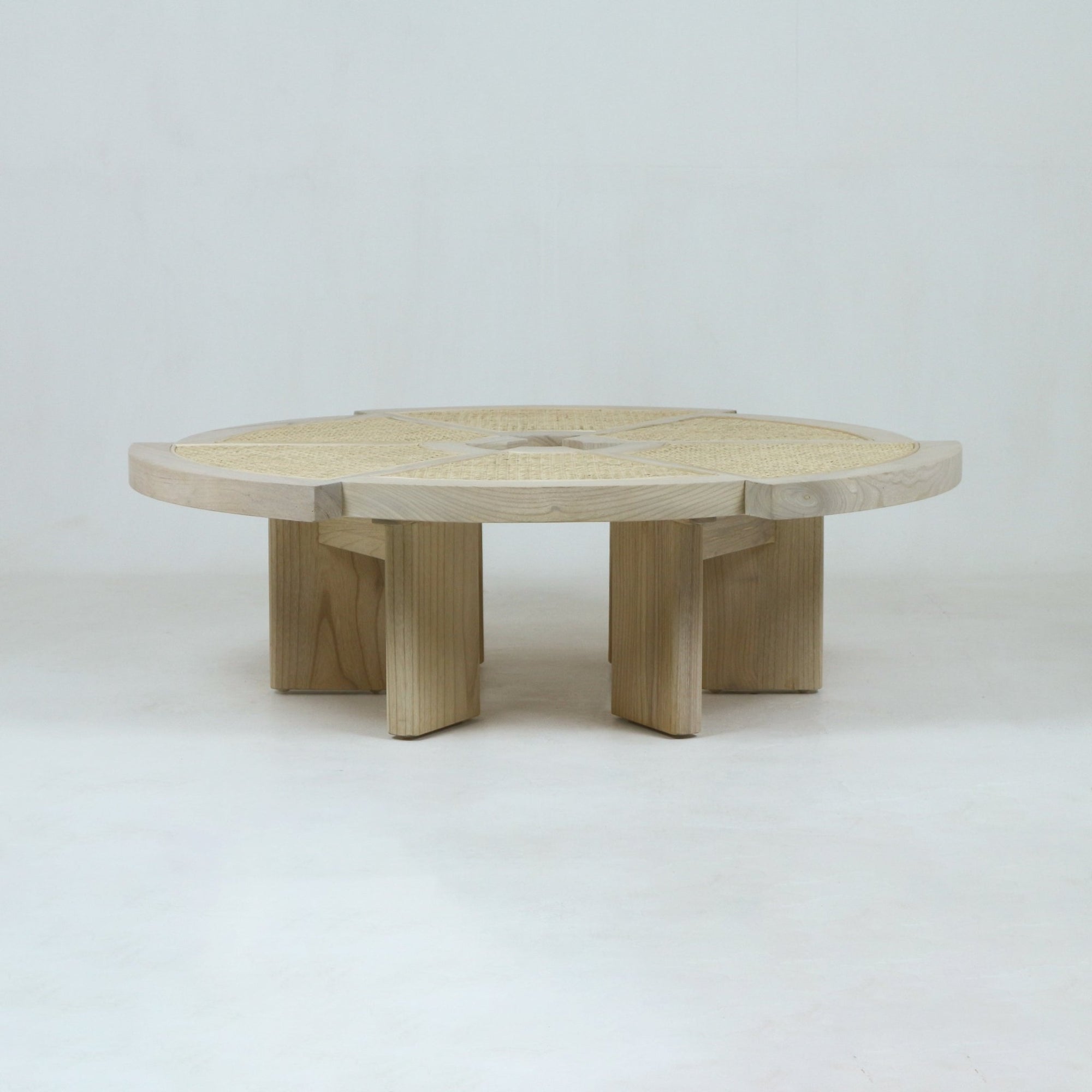 Table basse Rio en bois et canne Grande - INTERIORTONIC