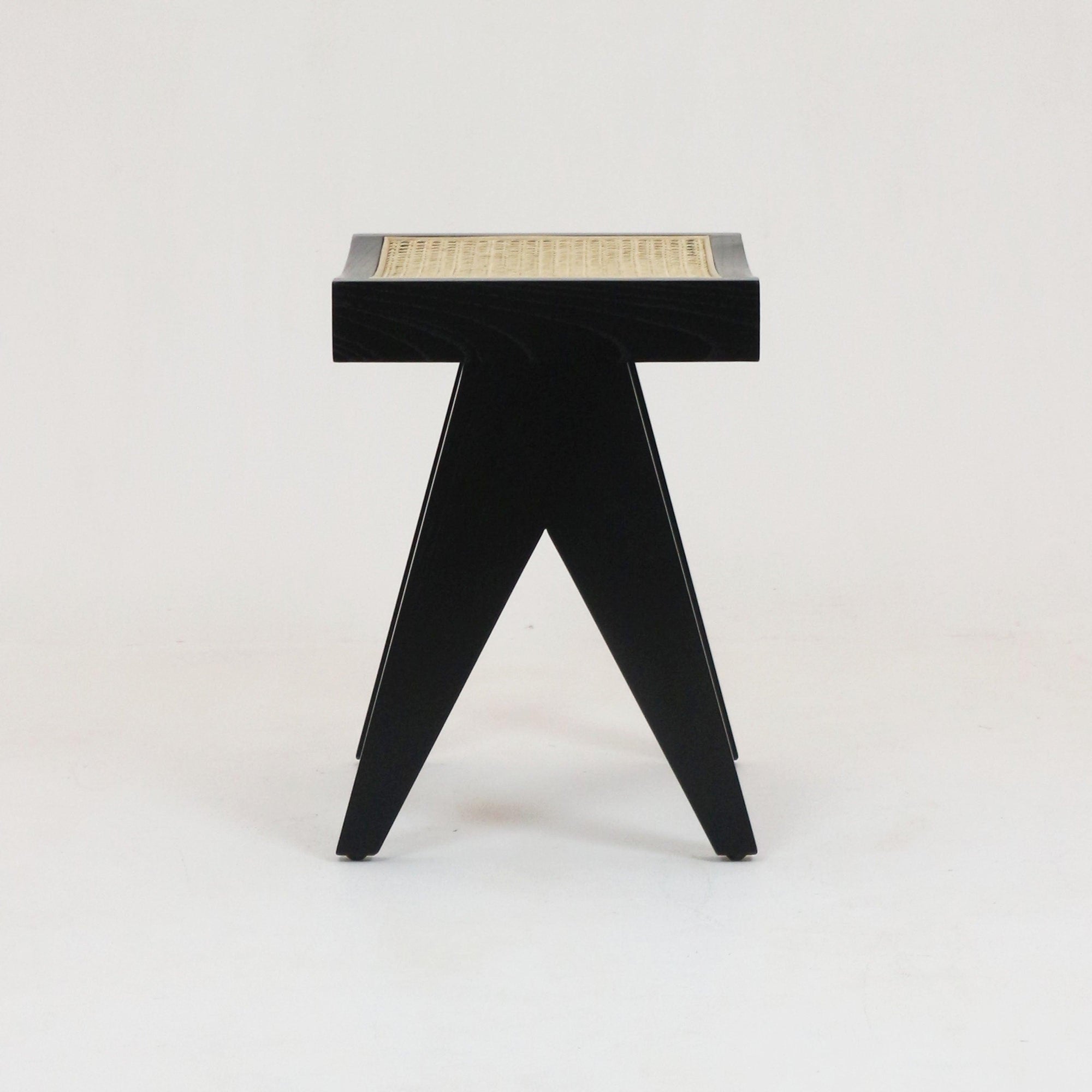 Tabouret de pied Pierre Jeanneret - INTERIORTONIC