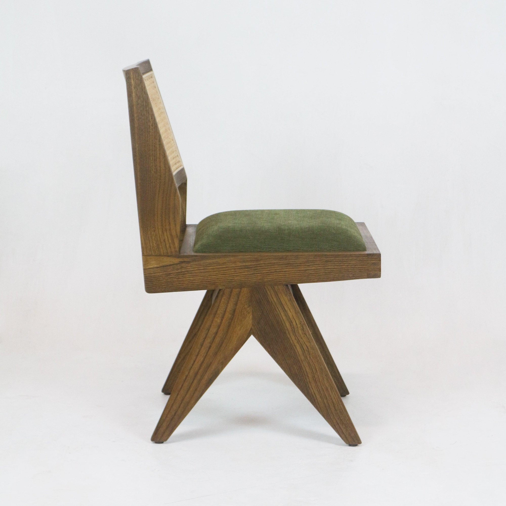 Chaise d'appoint sans bras Jeanneret tapissée Frêne massif - INTERIORTONIC