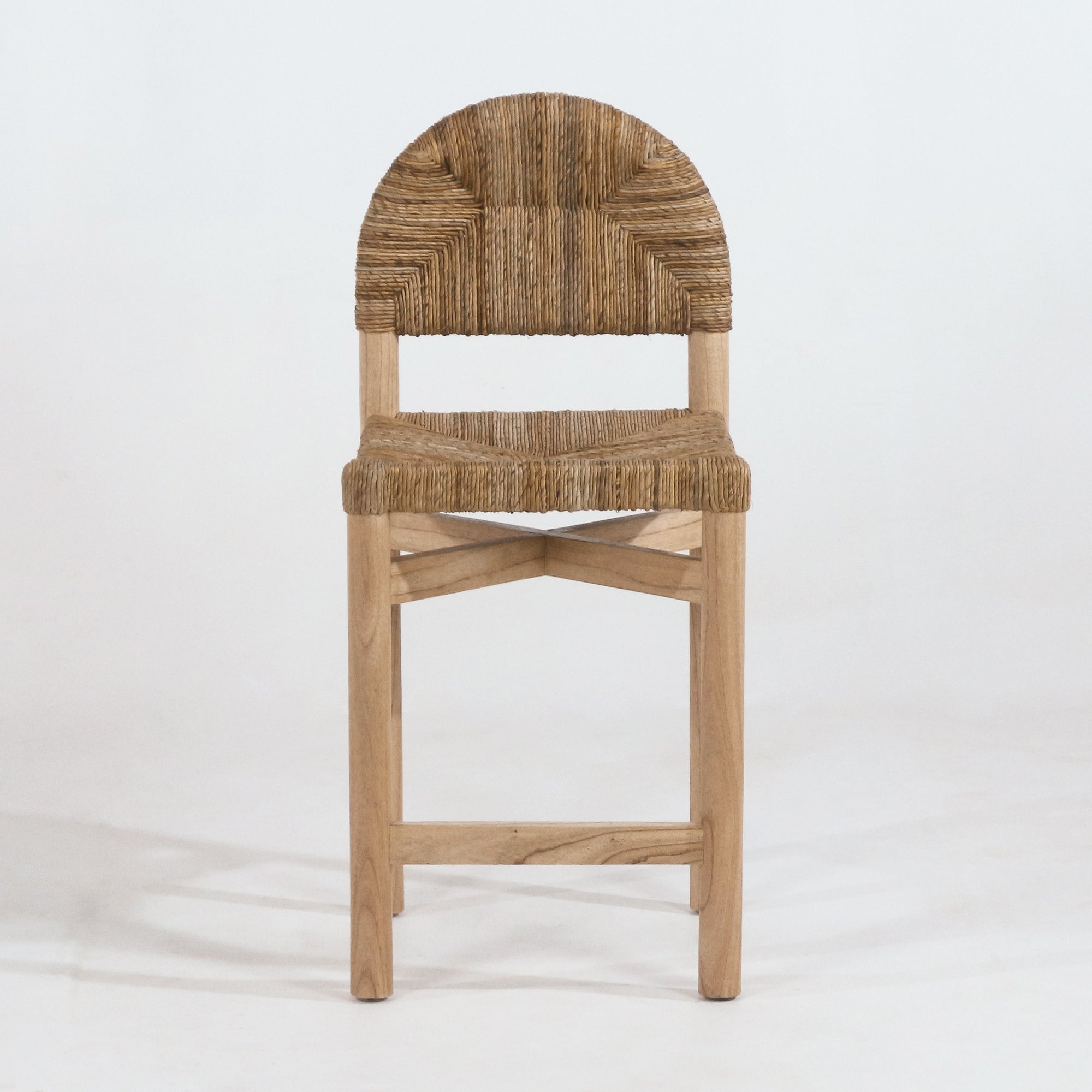 Tabouret de comptoir Sarande en teck et gazon - INTERIORTONIC